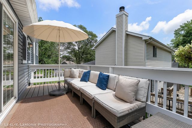 685 Milton Drive, Naperville, IL 60563