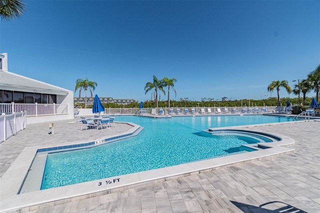 11320 HARBOR WAY 1720, Largo, FL 33774