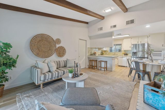 30955 Tower Road, Visalia, CA 93292