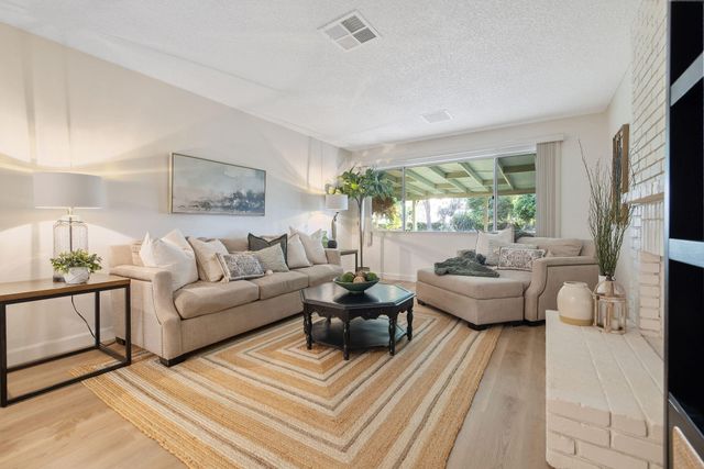 30955 Tower Road, Visalia, CA 93292