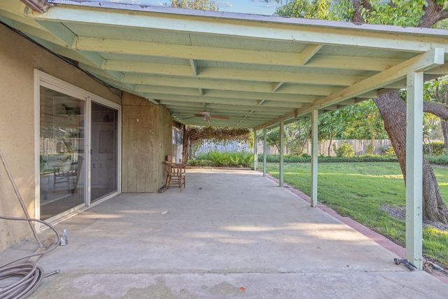 30955 Tower Road, Visalia, CA 93292