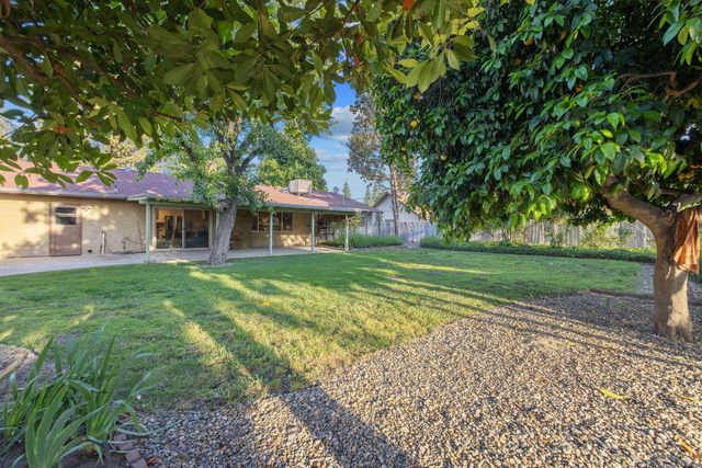 30955 Tower Road, Visalia, CA 93292