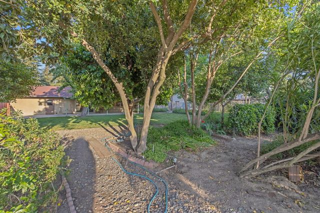 30955 Tower Road, Visalia, CA 93292