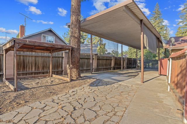 30955 Tower Road, Visalia, CA 93292