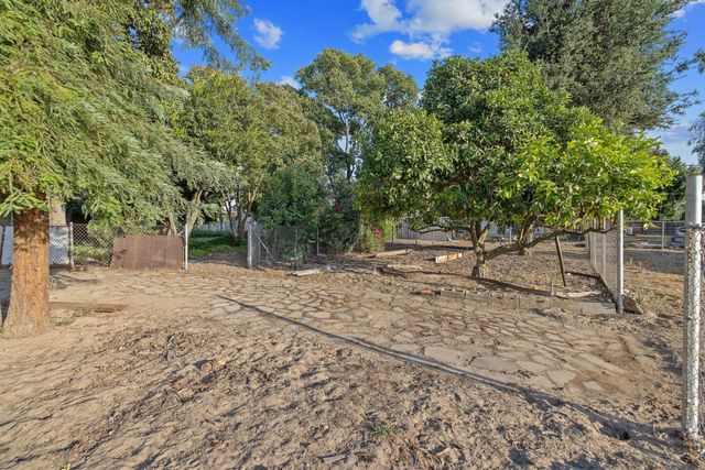 30955 Tower Road, Visalia, CA 93292