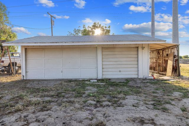 30955 Tower Road, Visalia, CA 93292