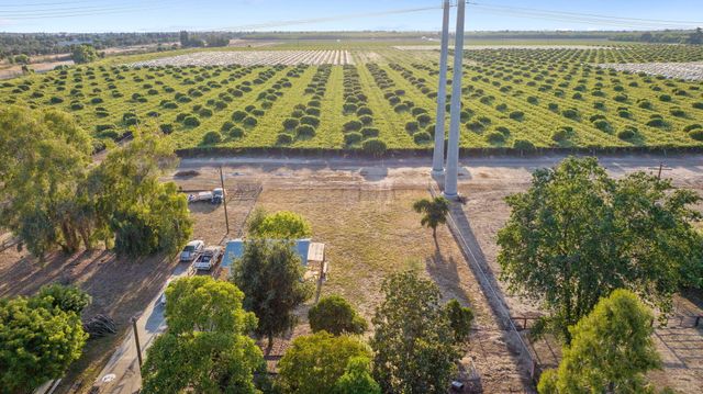 30955 Tower Road, Visalia, CA 93292