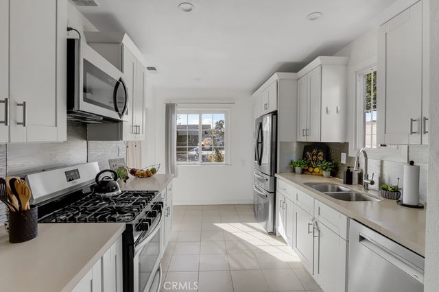 18322 Elgar Avenue, Torrance, CA 90504