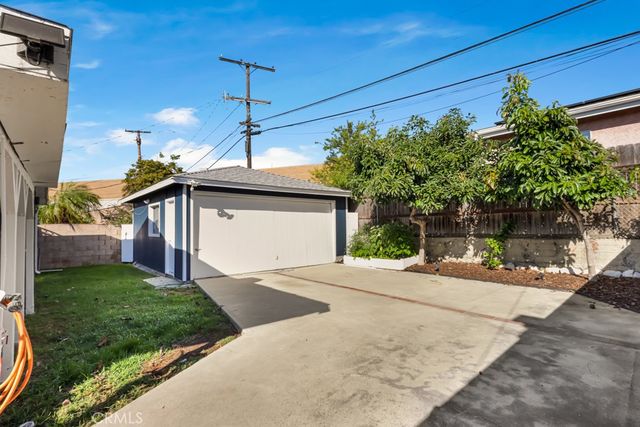 18322 Elgar Avenue, Torrance, CA 90504