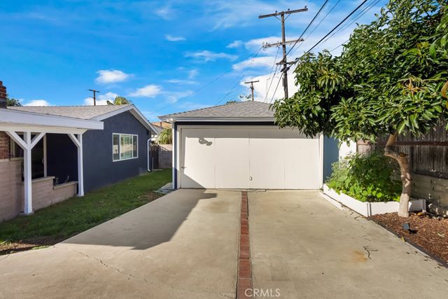 18322 Elgar Avenue, Torrance, CA 90504
