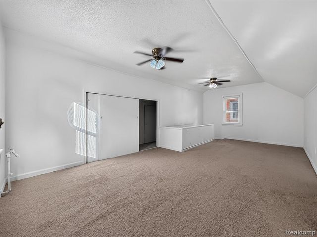 5566 Lakepointe Street, Detroit, MI 48224