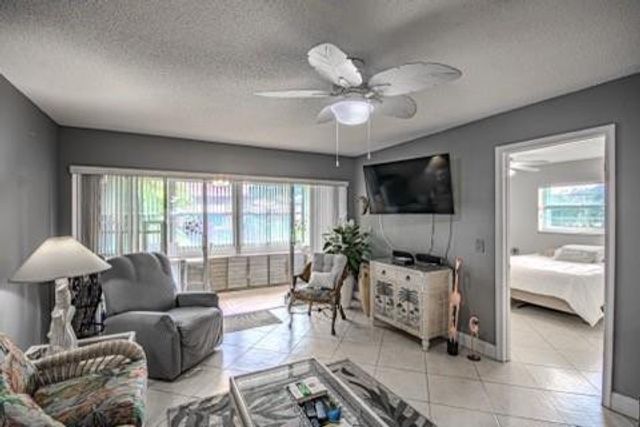 606 Hummingbird Lane 606, Delray Beach, FL 33445