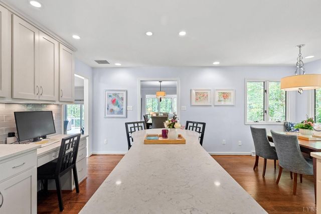 101 Oakmont Court, Lynchburg, VA 24503