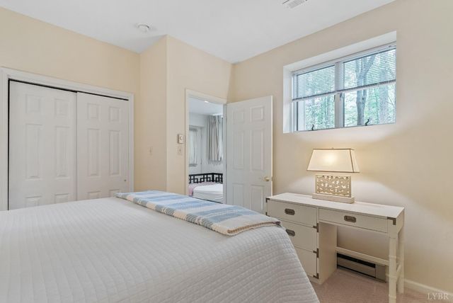 101 Oakmont Court, Lynchburg, VA 24503