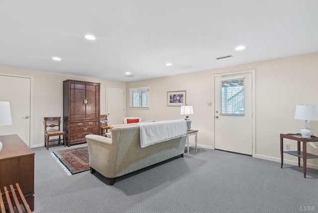 101 Oakmont Court, Lynchburg, VA 24503