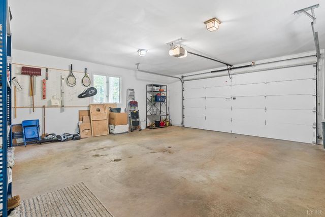 101 Oakmont Court, Lynchburg, VA 24503