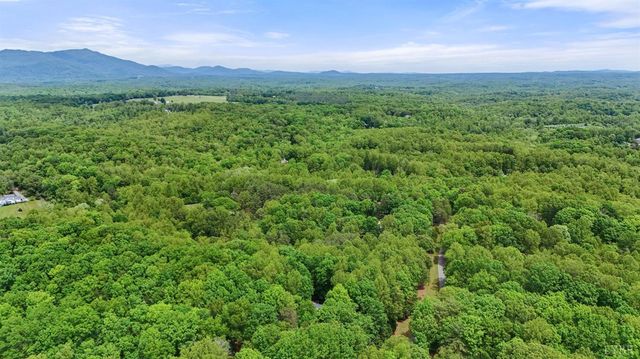 101 Oakmont Court, Lynchburg, VA 24503