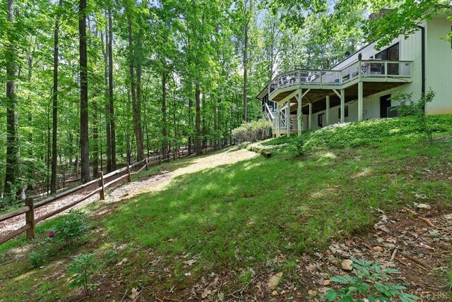 101 Oakmont Court, Lynchburg, VA 24503