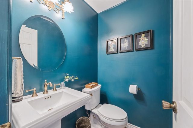 1802 Hickory Lane, Brenham, TX 77833