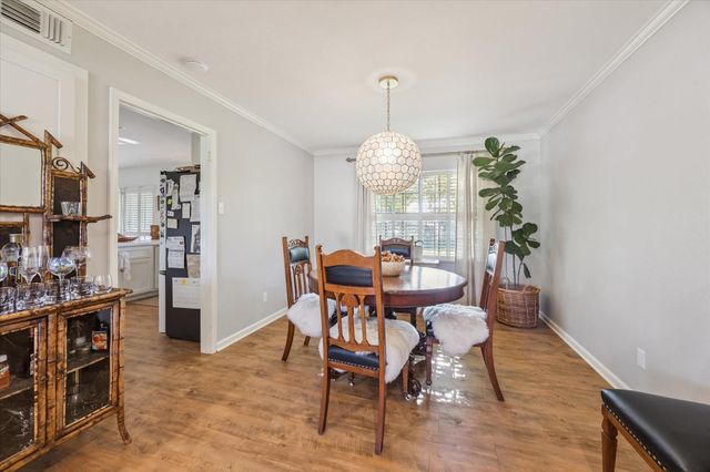 1802 Hickory Lane, Brenham, TX 77833