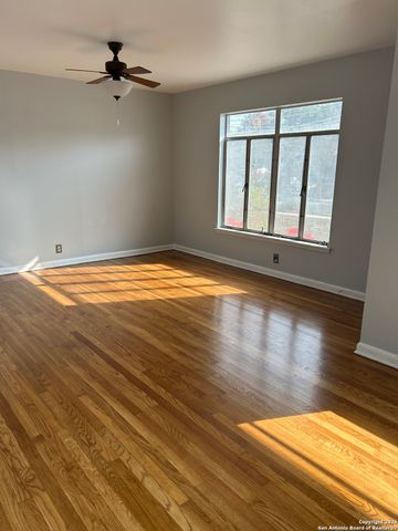 215 Tansyl, San Antonio, TX 78213