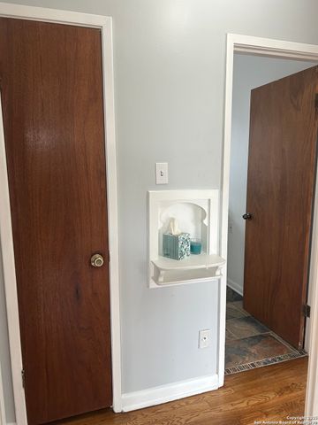 215 Tansyl, San Antonio, TX 78213