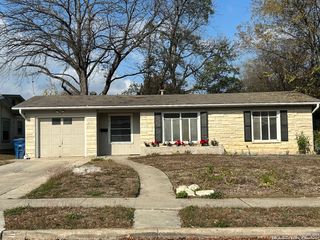 215 Tansyl, San Antonio, TX 78213