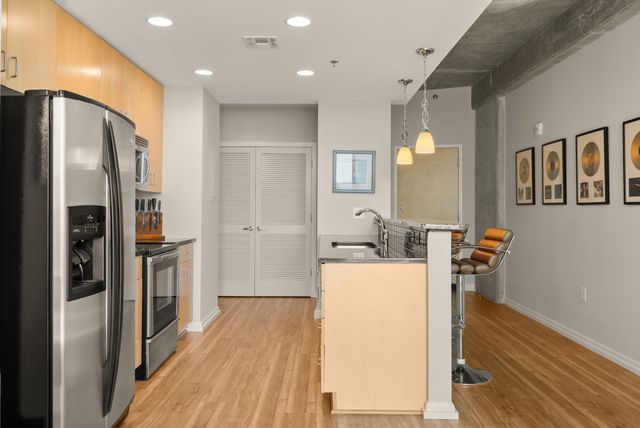 415 Church St Apt 2608, Nashville, TN 37219