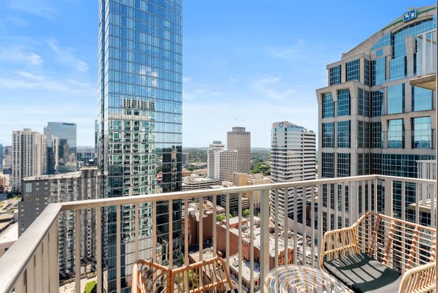 415 Church St Apt 2608, Nashville, TN 37219