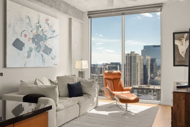 415 Church St Apt 2608, Nashville, TN 37219