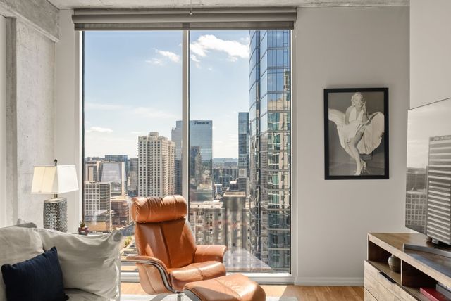 415 Church St Apt 2608, Nashville, TN 37219
