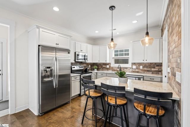 10 Dorsey Boulevard, Greenville, SC 29611