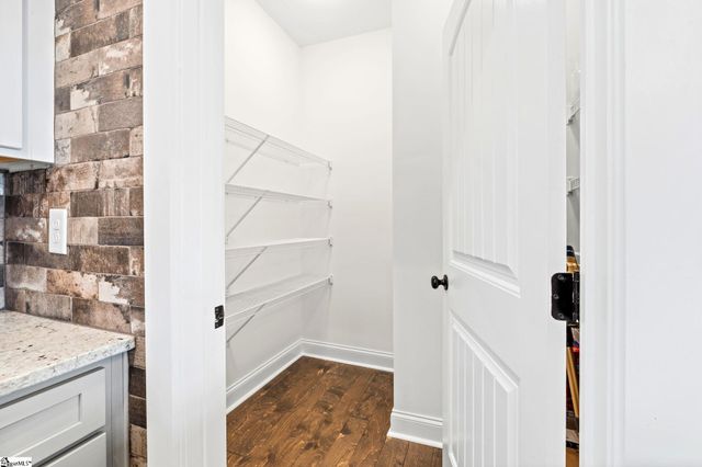 10 Dorsey Boulevard, Greenville, SC 29611