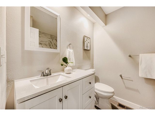 9400 E Iliff Ave 414, Denver, CO 80231