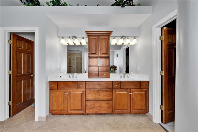 10N749 Highland Trail, Hampshire, IL 60140