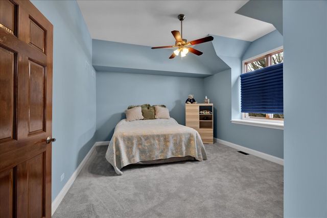 10N749 Highland Trail, Hampshire, IL 60140