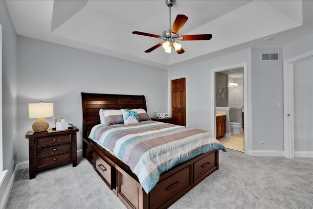 10N749 Highland Trail, Hampshire, IL 60140