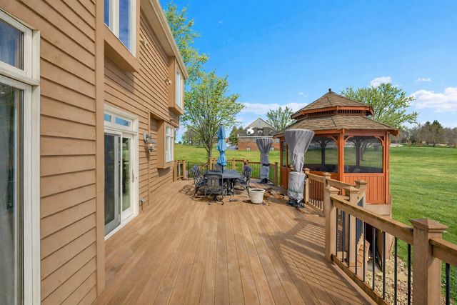 10N749 Highland Trail, Hampshire, IL 60140