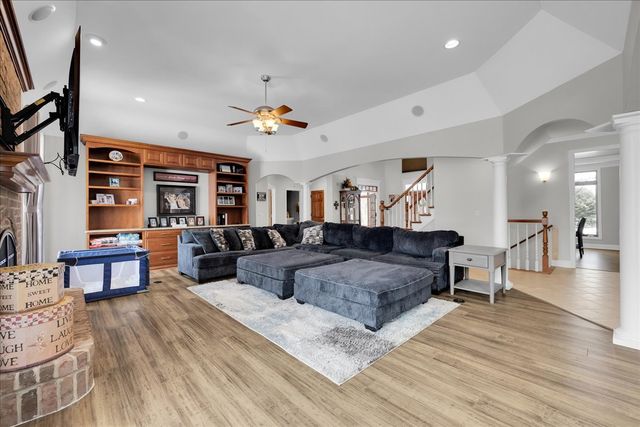 10N749 Highland Trail, Hampshire, IL 60140