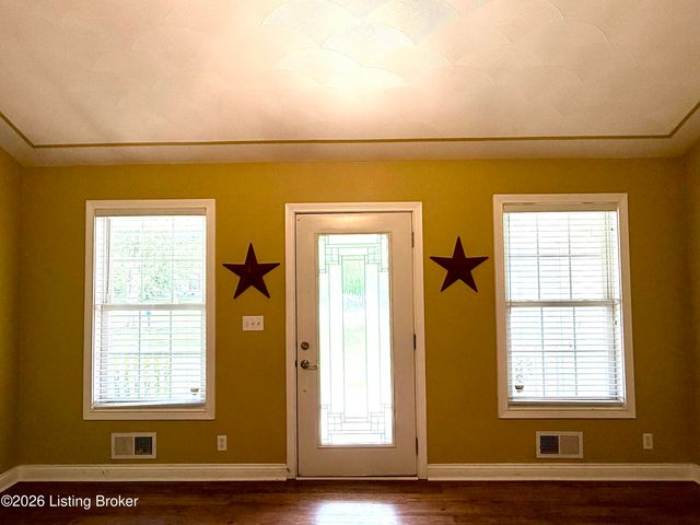 440 Stoney Ln, Taylorsville, KY 40071