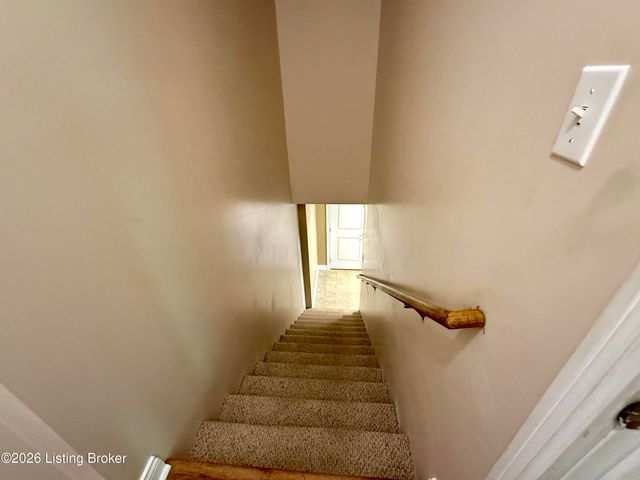 440 Stoney Ln, Taylorsville, KY 40071