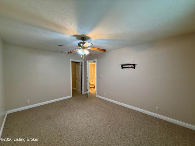 440 Stoney Ln, Taylorsville, KY 40071