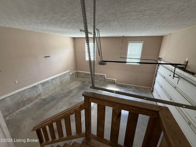 440 Stoney Ln, Taylorsville, KY 40071
