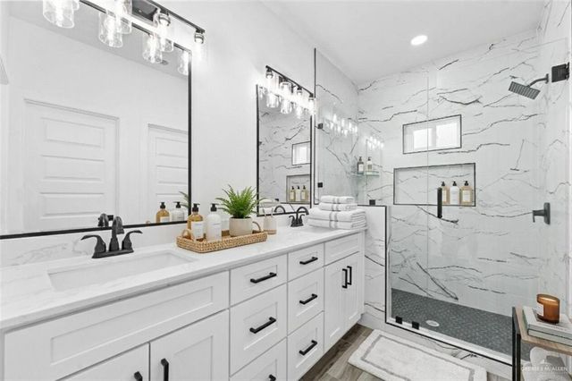 6108 N Rayo Del Sol Street, Edinburg, TX 78542