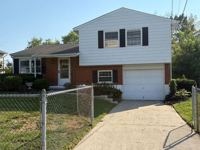 2737 Leota Lane, Colerain Twp, OH 45251