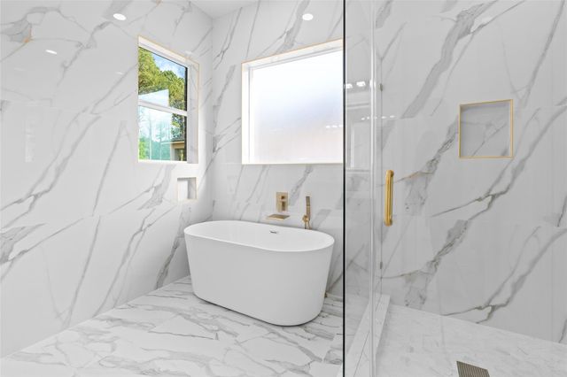 3035 Road 66124, Dayton, TX 77535