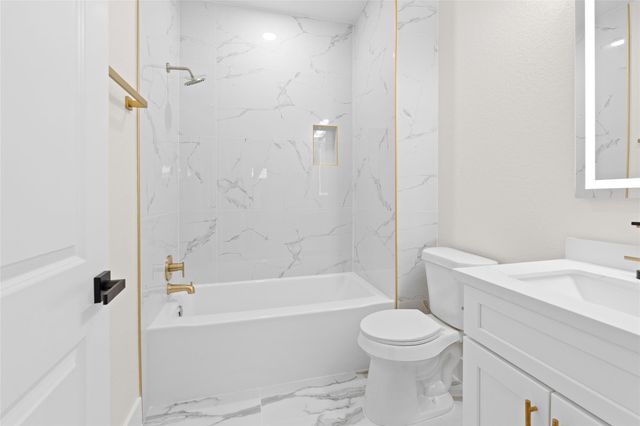 3035 Road 66124, Dayton, TX 77535