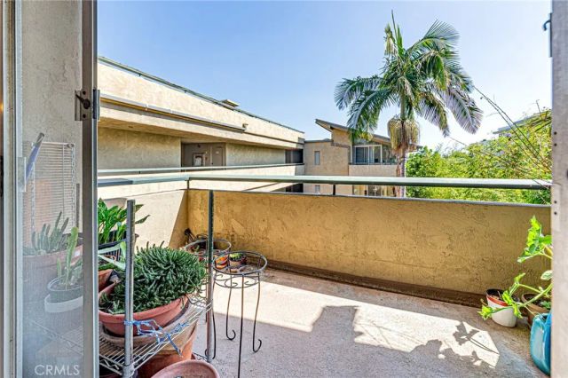 960 SAN PASQUAL Street, Pasadena, CA 91106