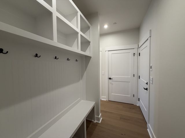 2068 Conductor Ln, Thompsons Station, TN 37179