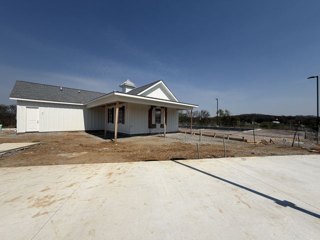 2068 Conductor Ln, Thompsons Station, TN 37179